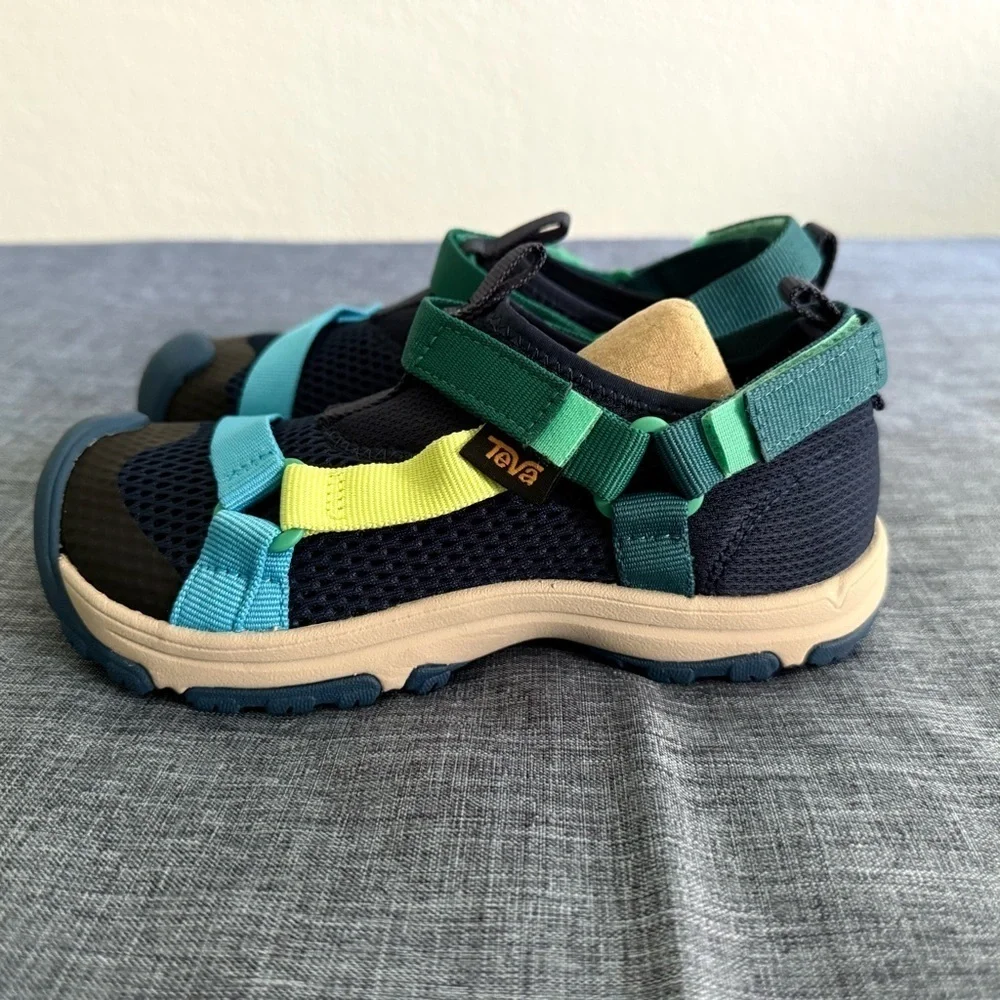 Teva Unisex-Child K Outflow Universal Sandal Size 1
